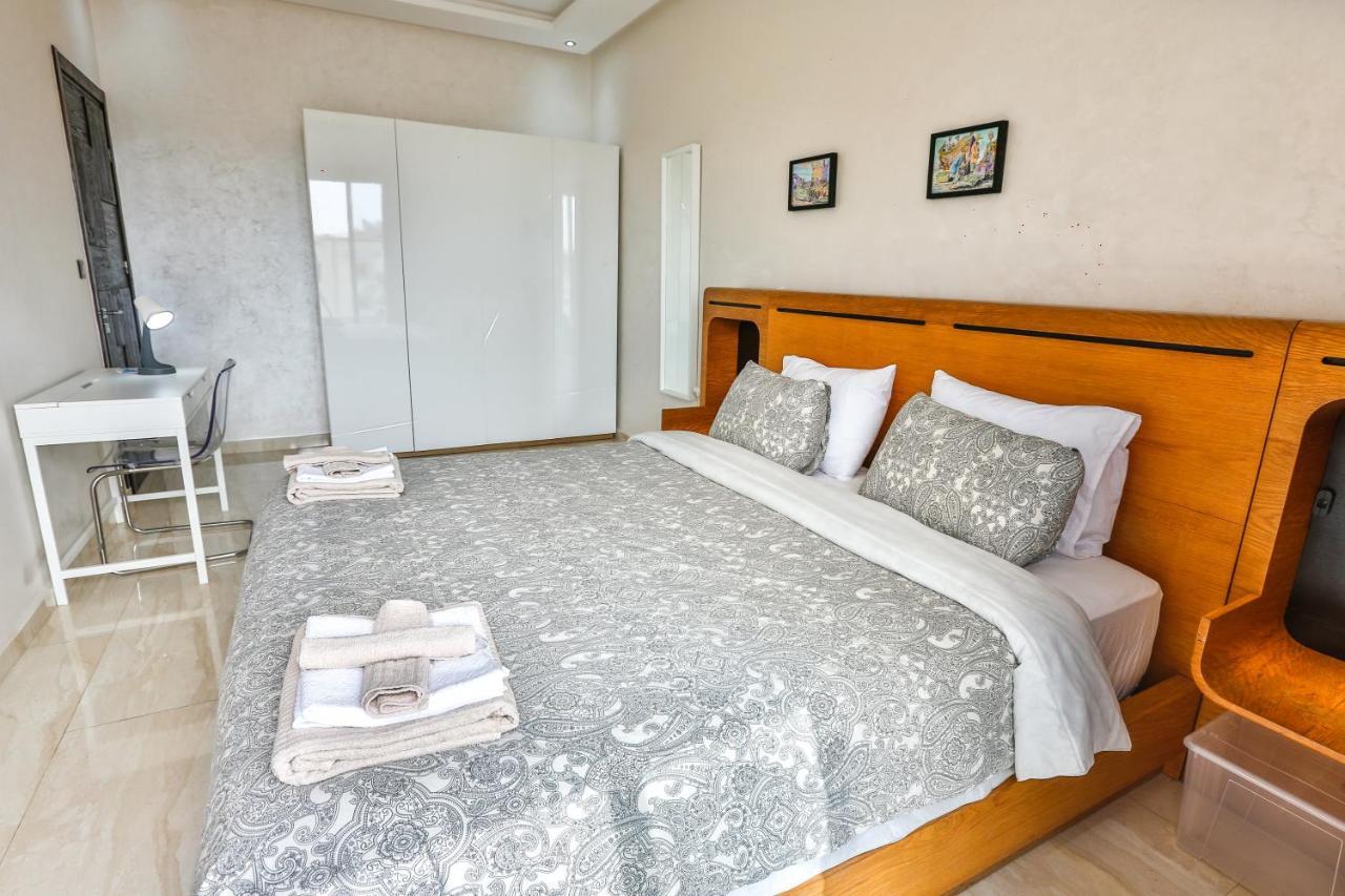 Prestigious Apartment เอสเซาอิรา ภายนอก รูปภาพ
